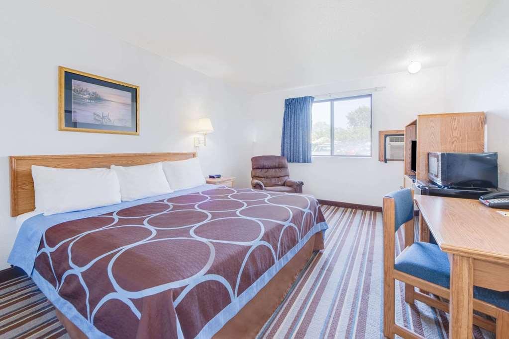 Super 8 By Wyndham Burlington Hotel Bilik gambar