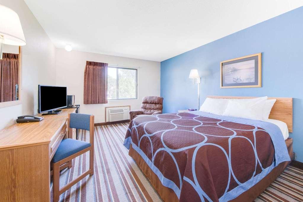 Super 8 By Wyndham Burlington Hotel Bilik gambar